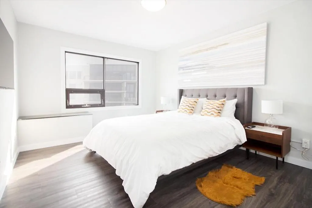 Charming 1-Bedroom Apartment At Downtown Winnipeg Kanada